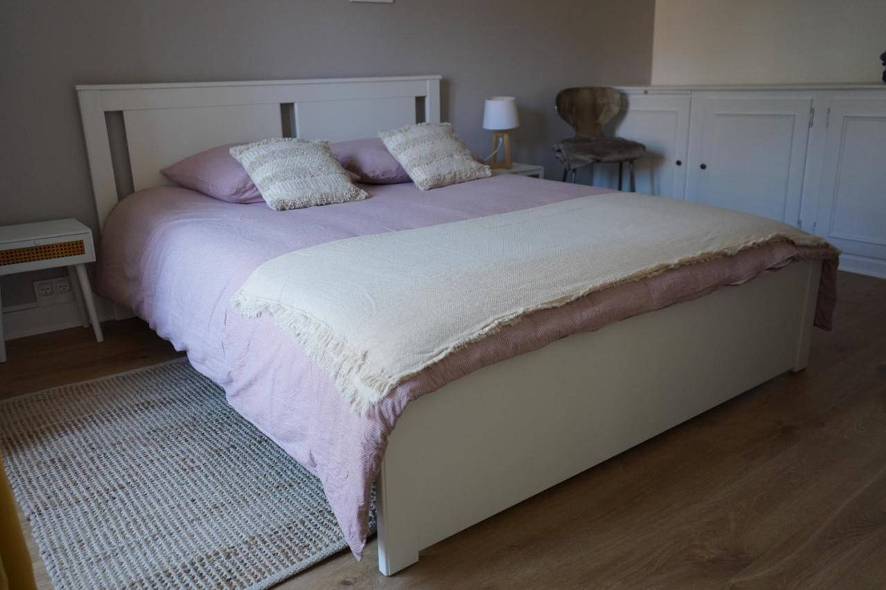 Un Dimanche Chez Julie Chambre Celestine Parthenay Luaran gambar
